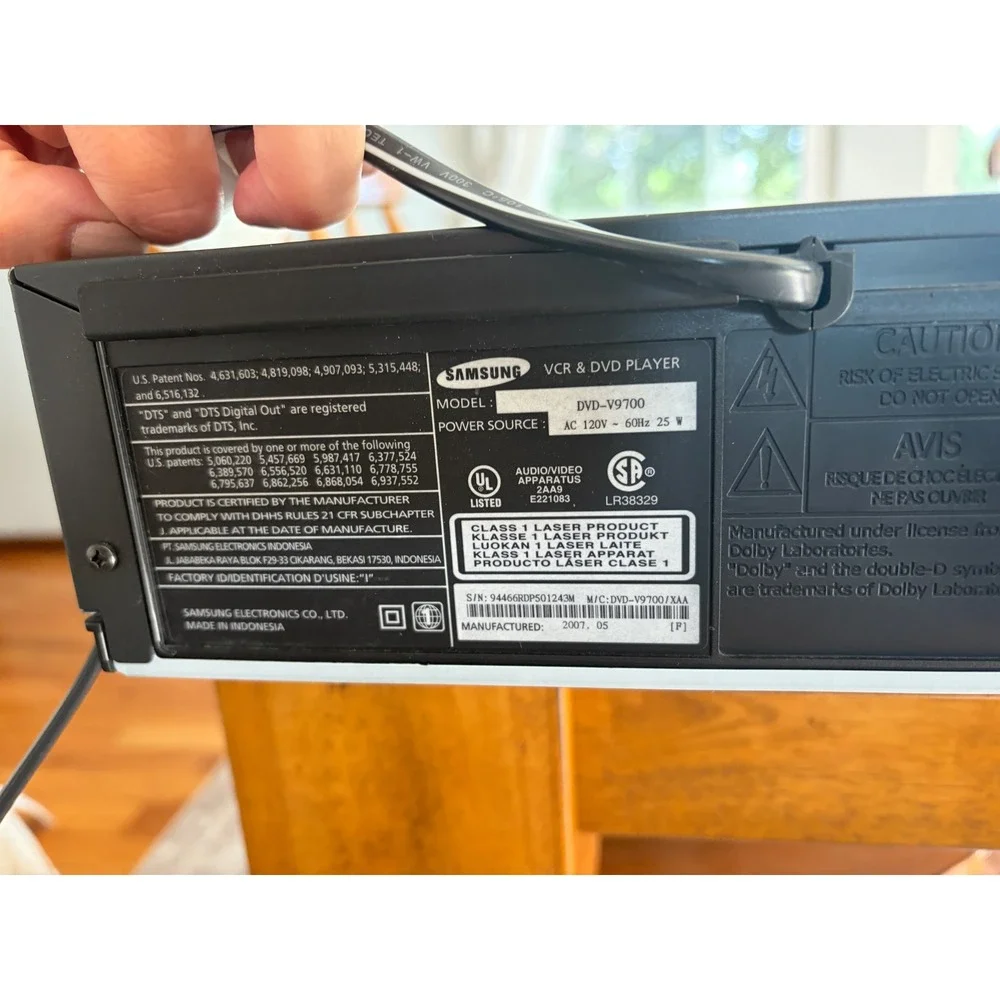 Samsung DVD-V9700 VCR &‎ DVD Player No Remote VHS Does Not Work DVD Does Work